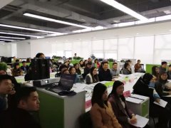 从传播到服务，新媒体下半场如何打响？